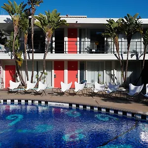 Phoenix 3*