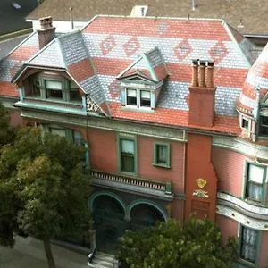Chateau Tivoli Bed & Breakfast