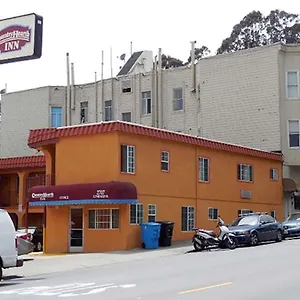 At Golden Gate Motel San Francisco