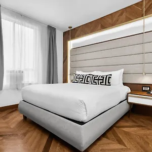 Hotel 32one 3*