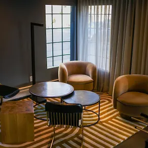 Garrett Hotel
