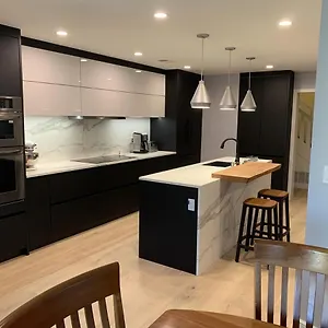 Villa Perfectly Located Luxurious *
