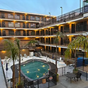 Hotel Da Vinci 2*