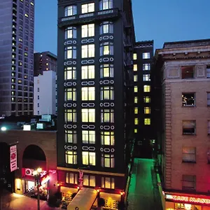 King George Hotel 3*