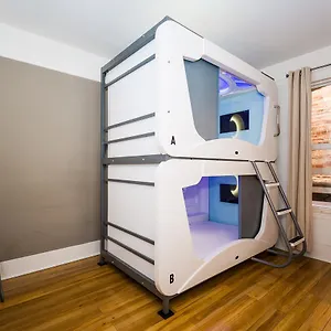 Capsule hotel Pod Powell St Union Square