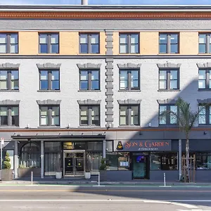 Sonder - The Townsman Aparthotel